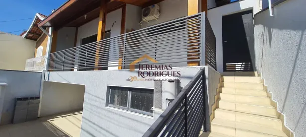 Casa com 3 Quartos à venda, 230m² no Jardim Russi, Taubaté