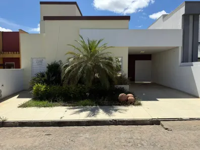 Casa de Condomínio com 2 Quartos para alugar, 150m² no Massaranduba, Arapiraca