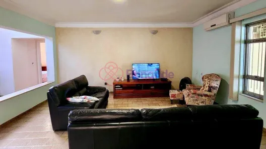 Casa com 3 Quartos à venda, 232m² no Jardim Estádio, Jundiaí
