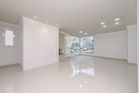 Casa com 4 Quartos à venda, 354m² no Butiatuvinha, Curitiba