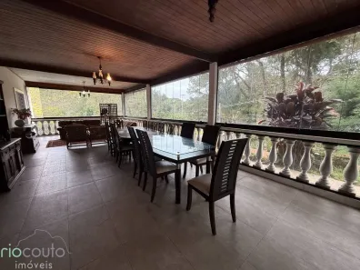 Casa com 7 Quartos à venda, 660m² no Itaipava, Petrópolis