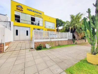 Imóvel Comercial com 3 Quartos à venda, 500m² no Tristeza, Porto Alegre