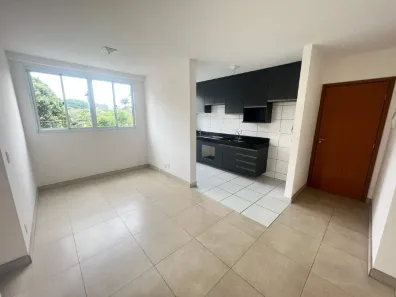 Apartamento com 2 Quartos para alugar, 50m² no Araguaia, Belo Horizonte