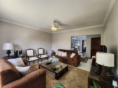 Casa com 3 Quartos à venda, 179m² no Centro, Mogi Mirim