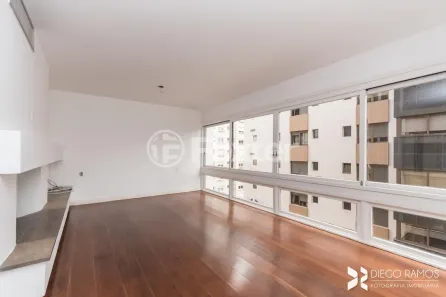 Apartamento com 3 Quartos à venda, 189m² no Moinhos de Vento, Porto Alegre