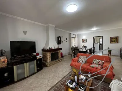 Imóvel Comercial com 4 Quartos à venda, 247m² no Granja Viana II, Cotia