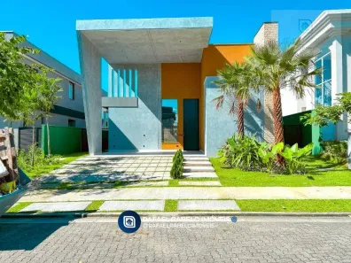 Casa de Condomínio com 4 Quartos à venda, 227m² no Cidade Alpha, Eusébio