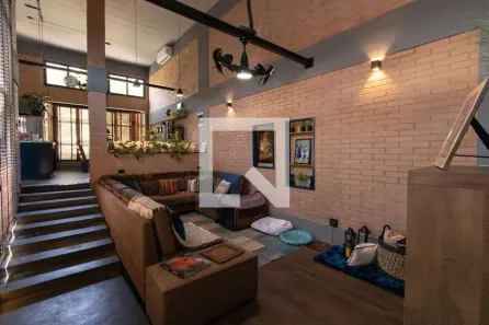Casa com 5 Quartos à venda, 230m² no Jardim Guanca, São Paulo