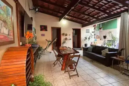Casa com 3 Quartos à venda, 250m² no São Carlos, Anápolis