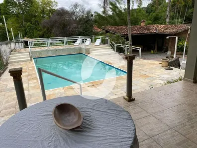 Casa com 4 Quartos à venda, 1069m² no Vila Progresso, Niterói