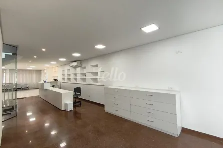 Ponto Comercial para alugar, 300m² no Quarta Parada, São Paulo