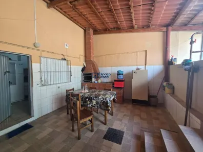 Sobrado com 2 Quartos à venda, 72m² no Martim de Sá, Caraguatatuba