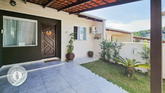 Casa com 2 Quartos à venda, 57m² no Velha Central, Blumenau