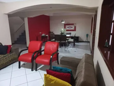Casa com 3 Quartos à venda, 257m² no Piracicamirim, Piracicaba