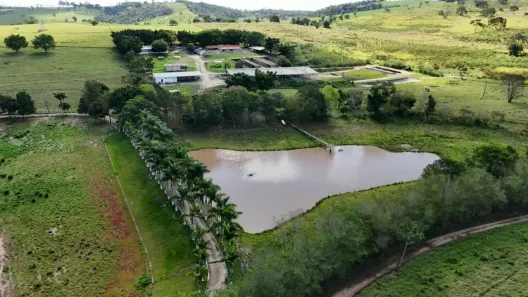 Fazenda/Sítio com 3 Quartos à venda, 1229360m² no , Angatuba
