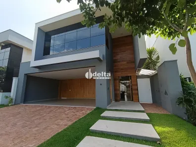 Casa de Condomínio com 3 Quartos para alugar, 329m² no Shopping Park, Uberlândia