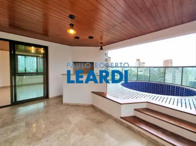 Apartamento com 4 Quartos à venda, 236m² no Vila Suzana, São Paulo