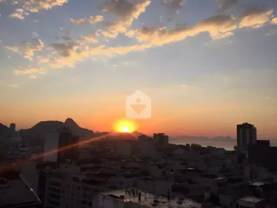 Apartamento com 2 Quartos à venda, 71m² no Copacabana, Rio de Janeiro