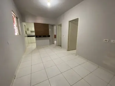 Casa com 1 Quarto para alugar, 80m² no Brasília, Itumbiara
