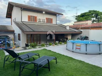 Casa com 3 Quartos à venda, 200m² no Cidade Jardim, Jacareí