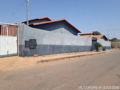 Casa com 3 Quartos à venda, 165m² no Setor Aeroporto (Mutirão), Planaltina