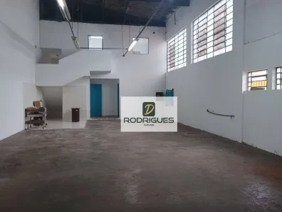 Galpão/Depósito/Armazém para alugar, 237m² no Casa Grande, Diadema