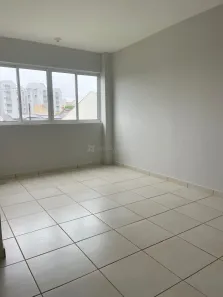 Apartamento com 2 Quartos para alugar, 62m² no Vila Marumby, Maringá