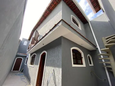 Sobrado com 3 Quartos à venda, 186m² no Jardim Itapoan, Santo André
