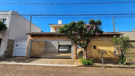 Casa com 5 Quartos à venda, 242m² no Jardim Ártico, Araraquara