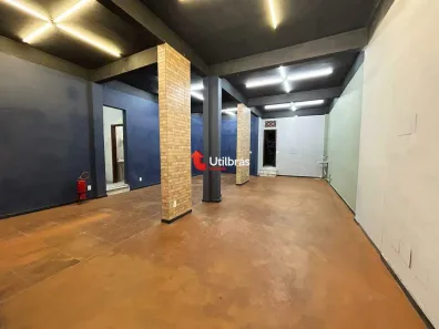 Ponto Comercial para alugar, 180m² no Santa Tereza, Belo Horizonte
