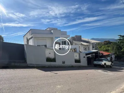 Casa com 4 Quartos à venda, 360m² no Estreito, Florianópolis