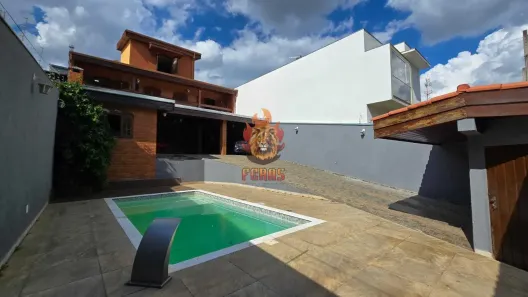 Sobrado com 4 Quartos para venda ou aluguel, 240m² no Parque Jataí, Votorantim