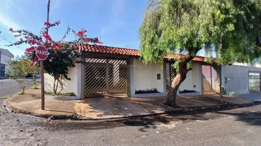 Casa com 3 Quartos à venda, 280m² no Nova Vila Cerqueira, Américo Brasiliense