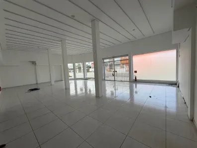 Sala Comercial para alugar, 113m² no América, Joinville