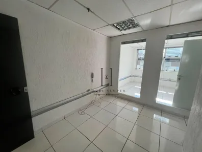 Sala Comercial à venda, 44m² no Indianópolis, São Paulo