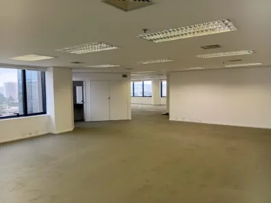 Ponto Comercial para alugar, 296m² no Barra Funda, São Paulo