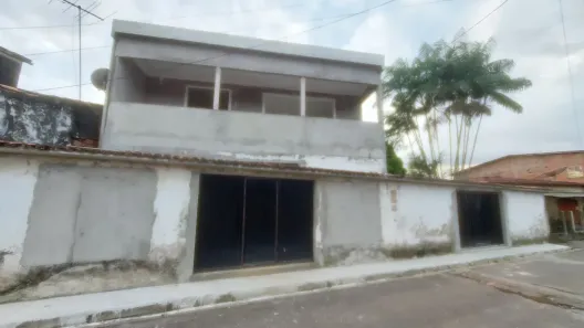 Sobrado com 3 Quartos à venda, 400m² no Centro, Ananindeua