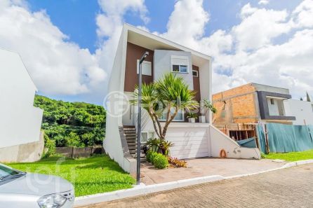 Casa de Condomínio com 3 Quartos à venda, 296m² no Vila Nova, Porto Alegre