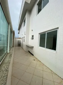 Cobertura com 3 Quartos para alugar, 226m² no Glória, Macaé