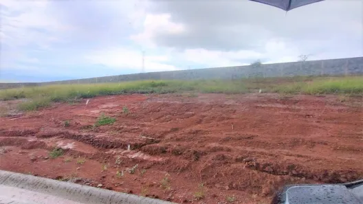 Lote/Terreno à venda, 250m² no Residencial Colinas, Caçapava