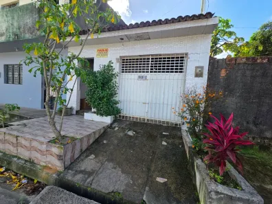 Casa com 2 Quartos à venda, 75m² no Cidade Universitária, Maceió