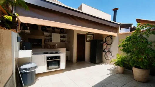 Casa com 2 Quartos à venda, 100m² no Jardim Gurilândia, Taubaté