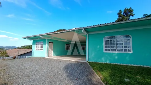 Casa com 3 Quartos para alugar, 156m² no Itaum, Joinville