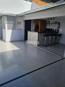 Casa com 3 Quartos à venda, 170m² no Santa Mônica, Uberlândia