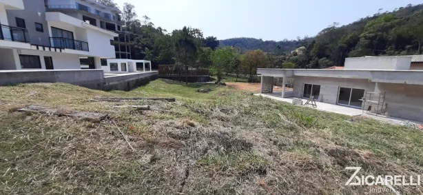 Lote/Terreno à venda, 865m² no Penedo, Itatiaia