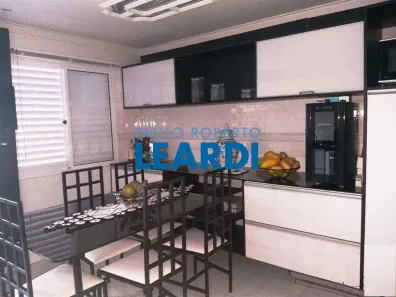 Casa de Condomínio com 2 Quartos à venda, 190m² no Sítio da Figueira, São Paulo