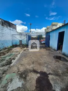 Galpão/Depósito/Armazém à venda, 220m² no Brasil, Uberlândia