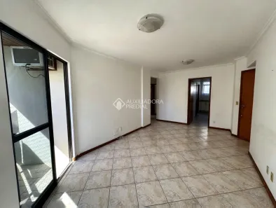 Apartamento com 3 Quartos para alugar, 82m² no Centro, Florianópolis