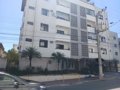 Apartamento com 2 Quartos à venda, 71m² no Abraão, Florianópolis