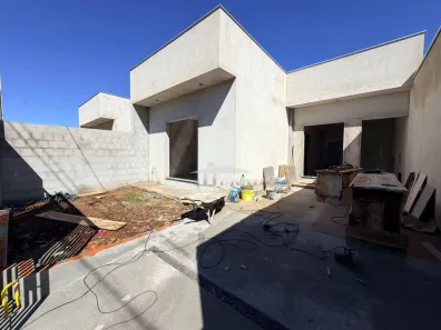Casa com 3 Quartos à venda, 67m² no Jardim Rivello, Ibiporã